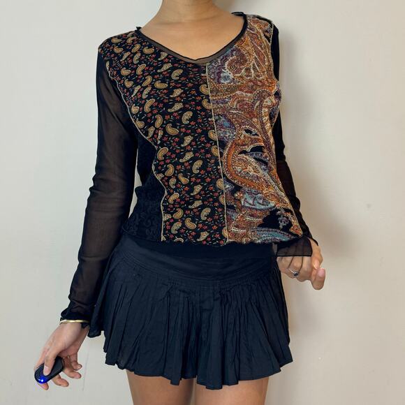 Vintage Italian Patchwork Mesh Top with Sheer Sleeves & Paisley Print (M) - Picture 5 of 7